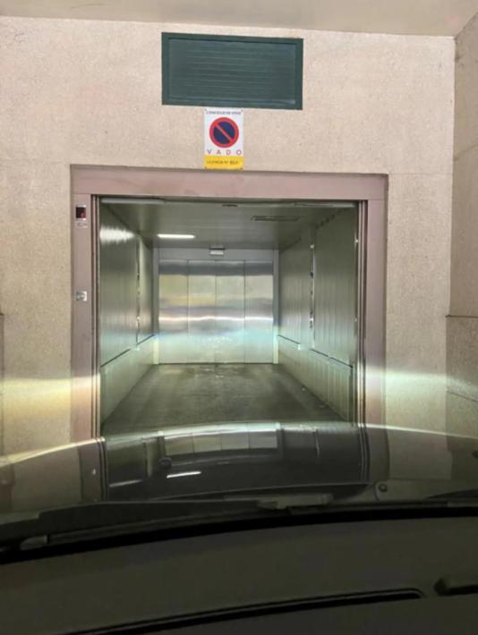 Apartamento Centrico Con Garaje Vigo Exterior photo